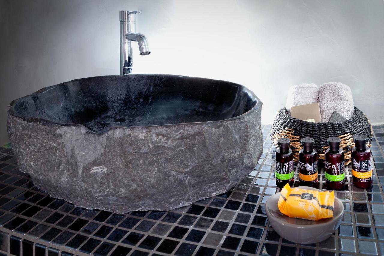 Sweet Nectar Villa With Hot Tub Pýrgos 外观 照片